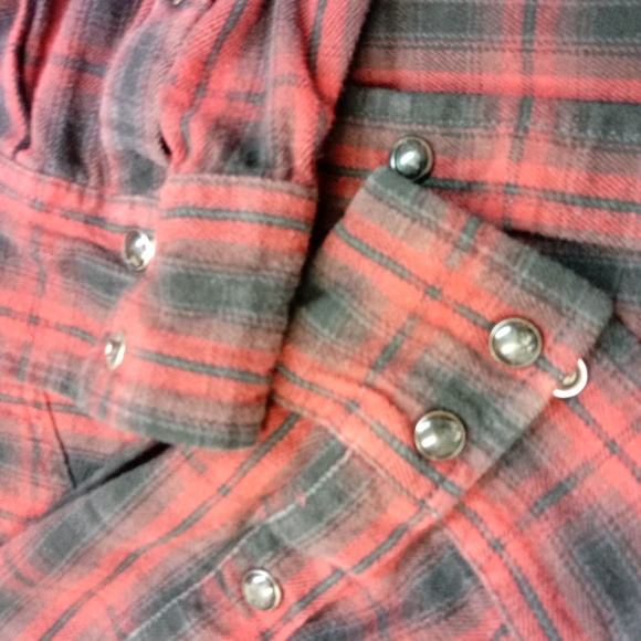 Cody James western apparel - Picture 4 of 6